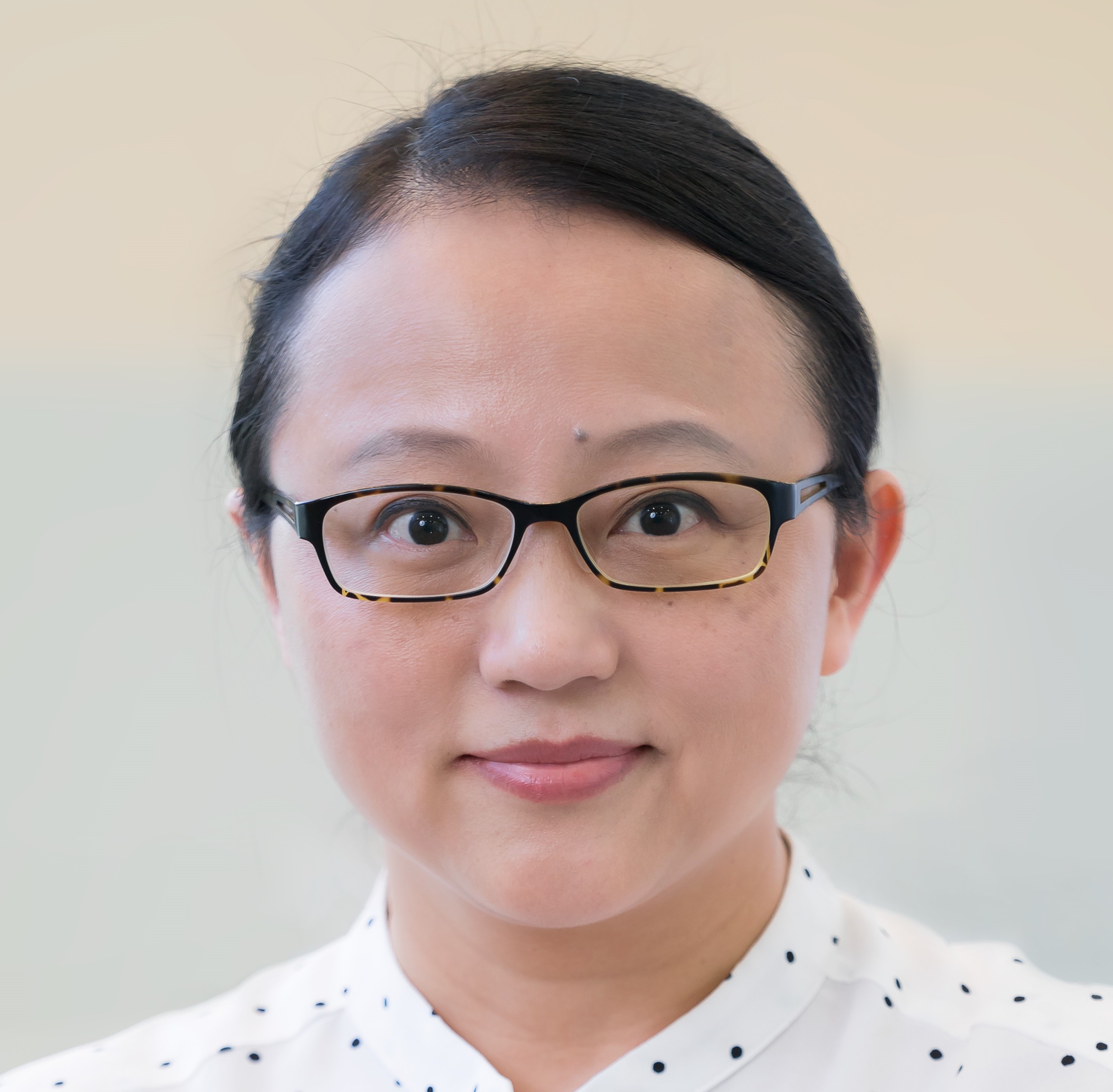 Dong Dong-bio pic-2021.jpg